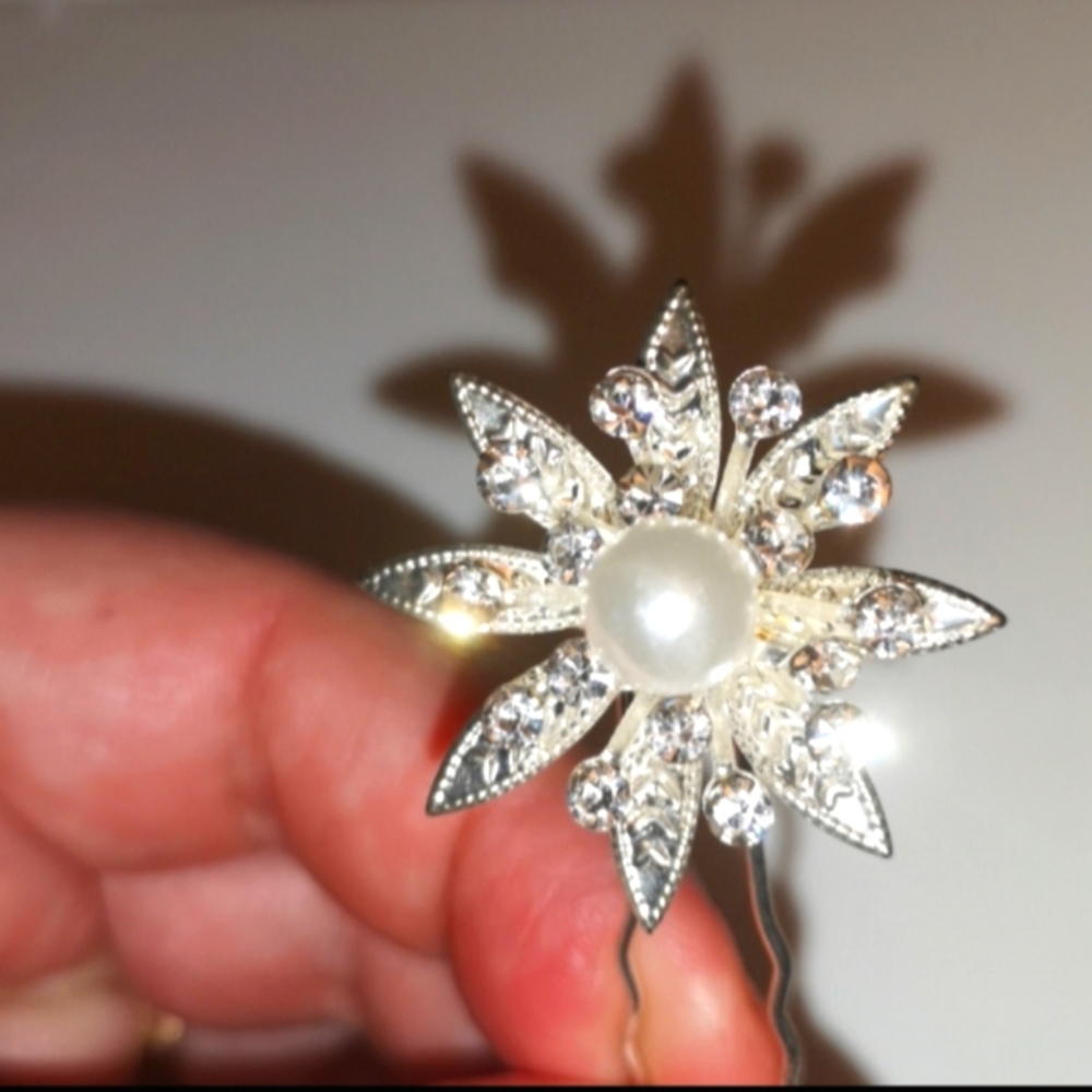 Vintage Rhinestone Floral Hair Pin